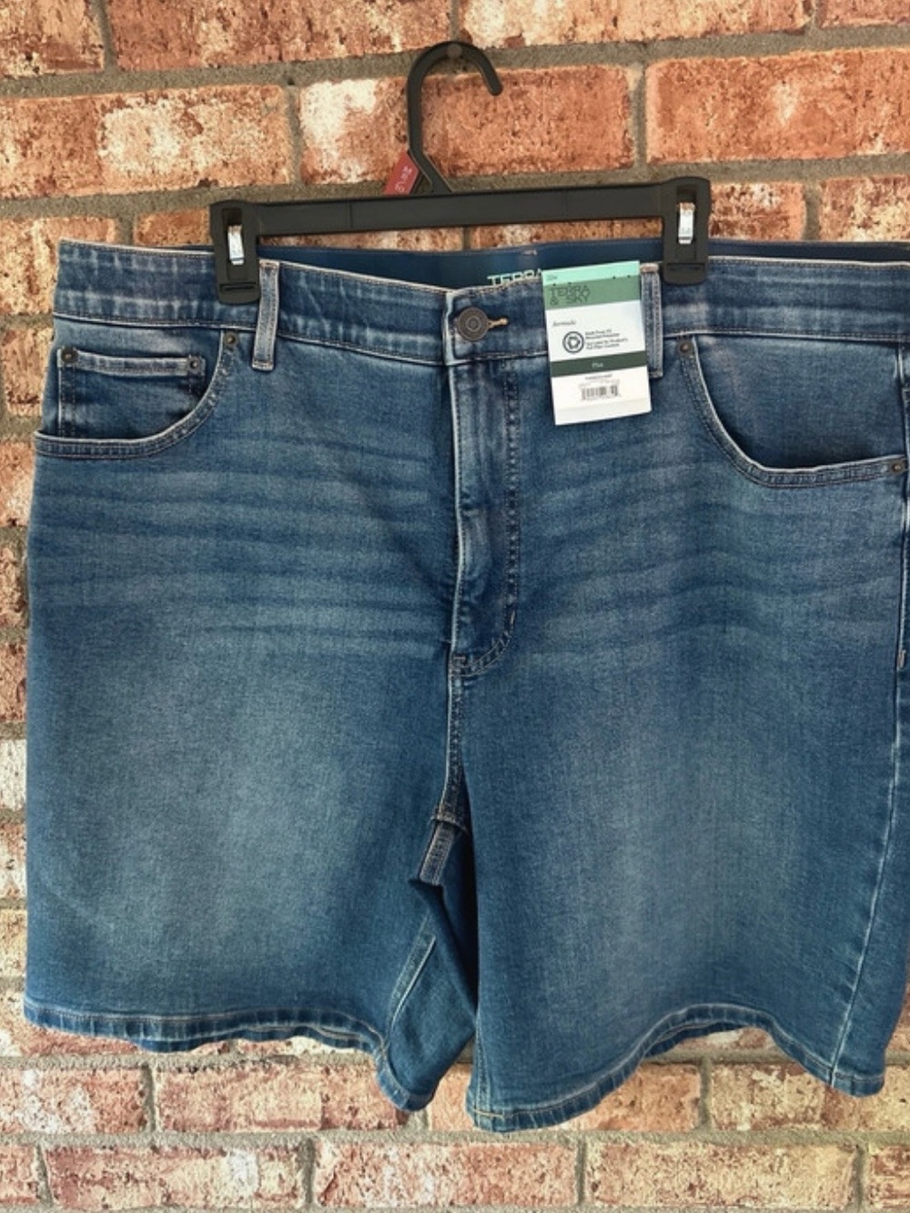 Terra & Sky Women's Blue Denim Jean Shorts - Picture 2 of 4